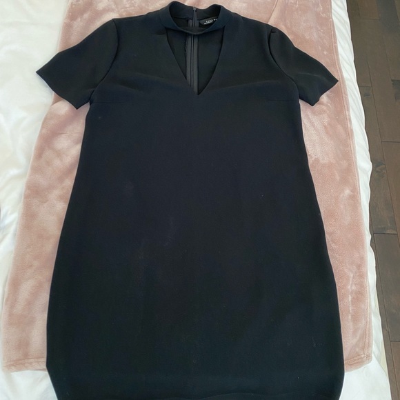 Zara Dress - Picture 1 of 2